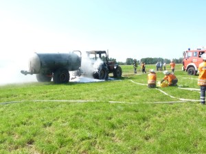 Einsatzbild Mittelbrand (MB) 23.07.2014 16:44