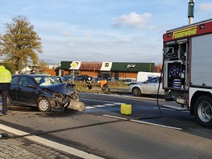 Einsatzbild Verkehrsunfall 14.11.2020 14:15