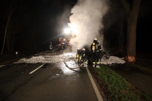 Einsatzbild Verkehrsunfall 06.02.2023 00:42